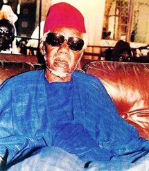 SERIGNE ABDOUL AZIZ SY A’DABBAKH : L’unanimité autour d’un homme qui a servi pleinement la société SERIGNE ABDOUL AZIZ SY A’DABBAKH : L’unanimité autour d’un homme qui a servi pleinement la société