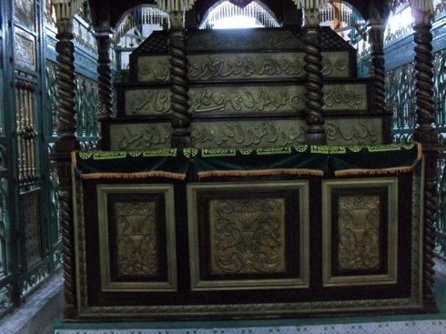 Mausolée du Cheikh Hadj Ali Tamassini à Tamacine en Algérie Mausolée du Cheikh Hadj Ali Tamassini à Tamacine en Algérie
