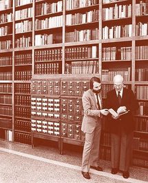 James A. Michener: écrivain, collectionneur d'art et philanthrope. James A. Michener: écrivain, collectionneur d'art et philanthrope.