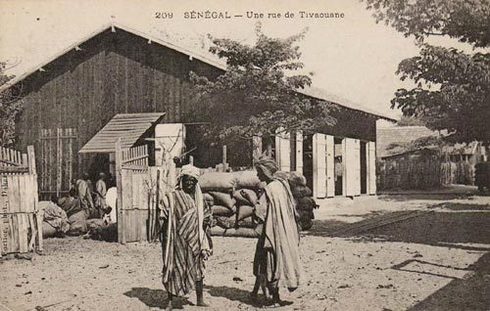 TIVAOUANE, LE REMÈDE : CAPITALE DE LA TIDJANIYA EN AFRIQUE DE L'OUEST TIVAOUANE, LE REMÈDE : CAPITALE DE LA TIDJANIYA EN AFRIQUE DE L'OUEST