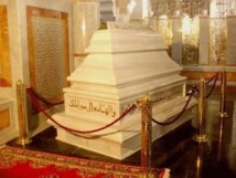 REPORTAGE : Ziarra à Féz , Capitale de la Tidjâniyya REPORTAGE : Ziarra à Féz , Capitale de la Tidjâniyya