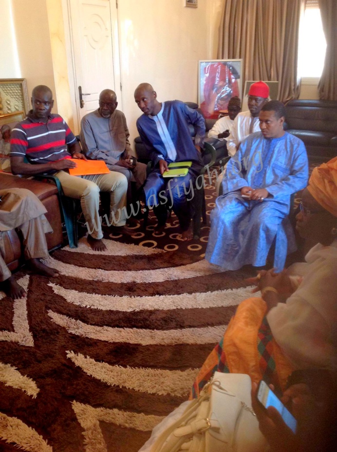 DERNIERE MINUTE - CRISE SCOLAIRE - La Médiation de Serigne Abdoul Aziz Sy Al Amine pourrait dénouer la crise ; Macky Sall téléphone en pleine réunion et promet de... DERNIERE MINUTE - CRISE SCOLAIRE - La Médiation de Serigne Abdoul Aziz Sy Al Amine pourrait dénouer la crise ; Macky Sall téléphone en pleine réunion et promet de...