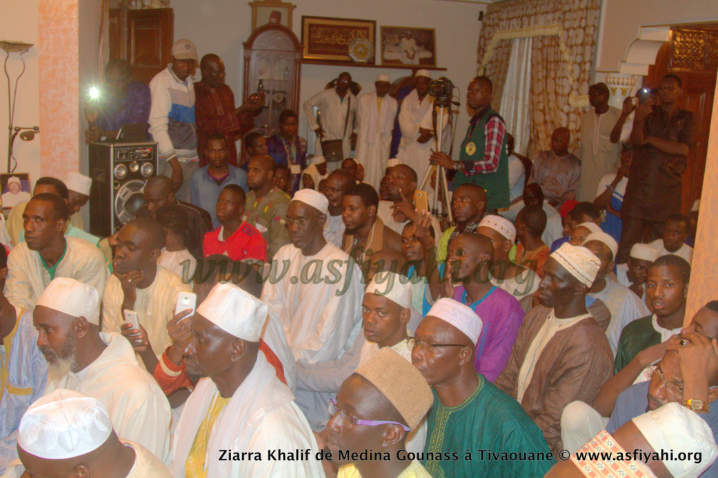 PHOTOS - FRATERNITÉ TIDIANE - Le Khalif de Medina Gounass Cheikh Amadou Tidiane Bâ, hôte de la ville sainte de Tivaouane 