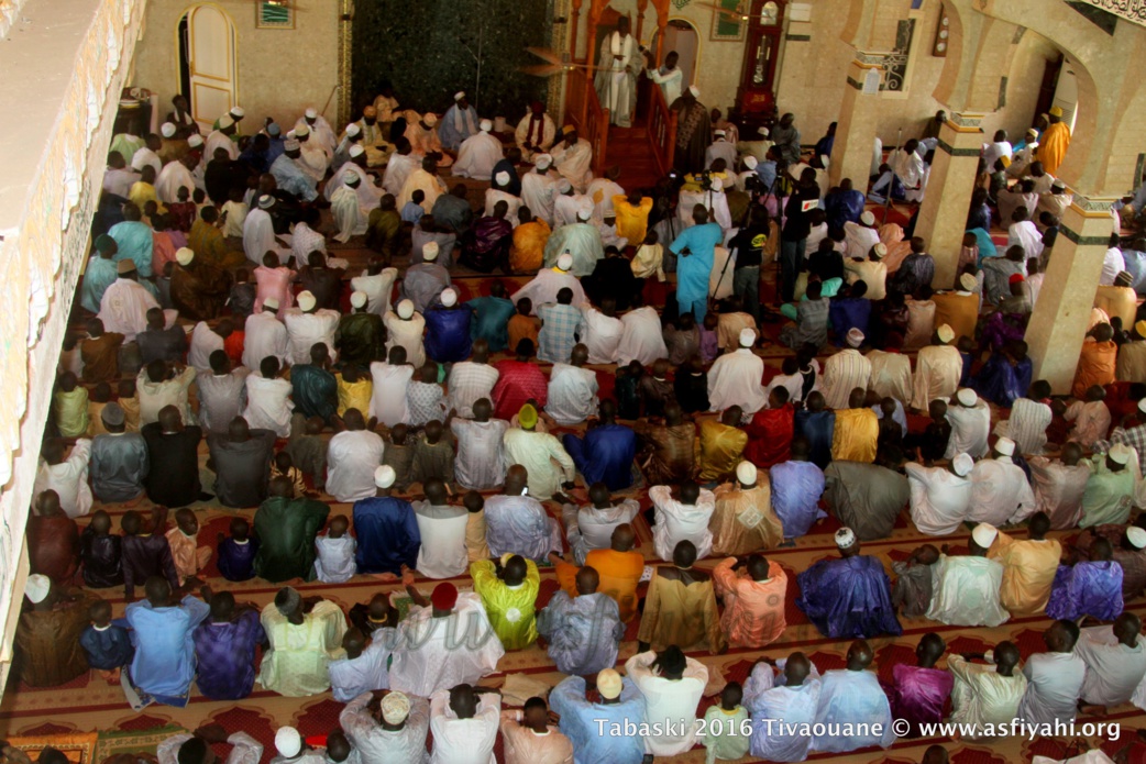 PHOTOS - TABASKI 2016 À TIVAOUANE - Les Images de la Prière de l'Aïd à la Mosquée Serigne Babacar Sy (rta) PHOTOS - TABASKI 2016 À TIVAOUANE - Les Images de la Prière de l'Aïd à la Mosquée Serigne Babacar Sy (rta)