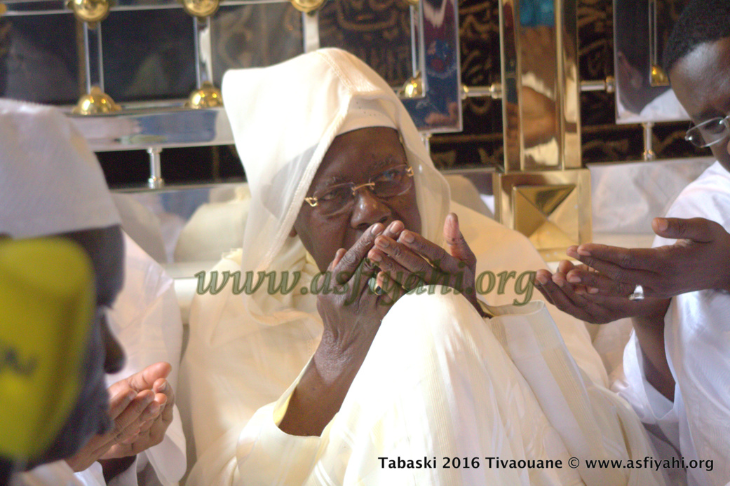 PHOTOS - TABASKI 2016 À TIVAOUANE - Les Images de la Prière de l'Aïd à la Mosquée Serigne Babacar Sy (rta) PHOTOS - TABASKI 2016 À TIVAOUANE - Les Images de la Prière de l'Aïd à la Mosquée Serigne Babacar Sy (rta)