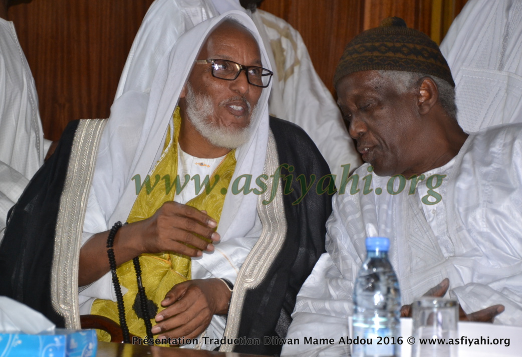 PHOTOS - les Images de la Ceremonie de Presentation du Diiwaan d'El Hadj Abdoul Aziz SY Dabakh (rta), traduit en français par le Pr Rawane Mbaye