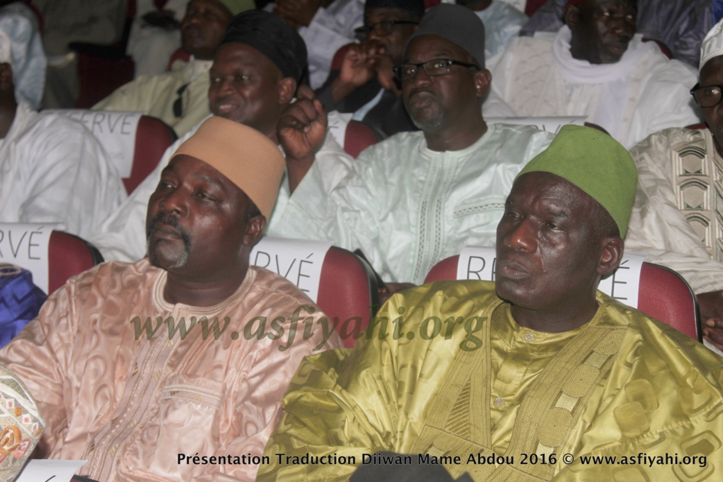 PHOTOS - les Images de la Ceremonie de Presentation du Diiwaan d'El Hadj Abdoul Aziz SY Dabakh (rta), traduit en français par le Pr Rawane Mbaye