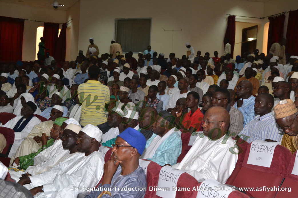 PHOTOS - les Images de la Ceremonie de Presentation du Diiwaan d'El Hadj Abdoul Aziz SY Dabakh (rta), traduit en français par le Pr Rawane Mbaye