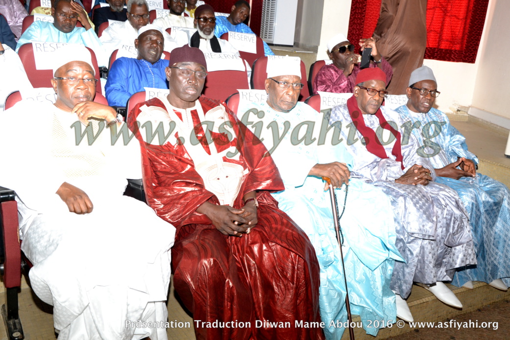 PHOTOS - les Images de la Ceremonie de Presentation du Diiwaan d'El Hadj Abdoul Aziz SY Dabakh (rta), traduit en français par le Pr Rawane Mbaye