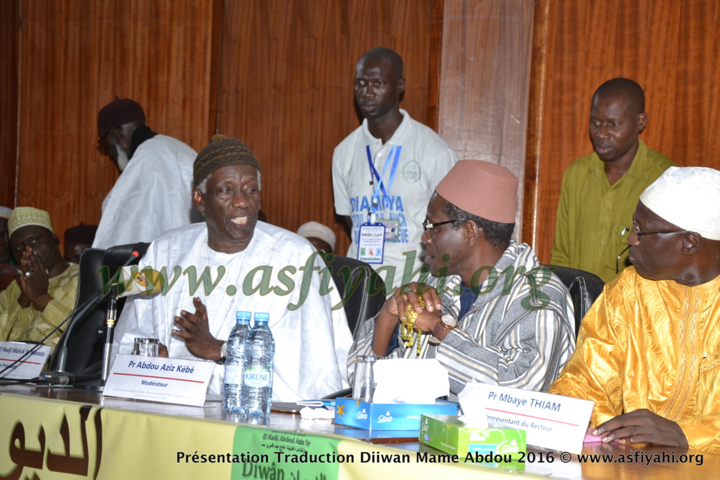 PHOTOS - les Images de la Ceremonie de Presentation du Diiwaan d'El Hadj Abdoul Aziz SY Dabakh (rta), traduit en français par le Pr Rawane Mbaye