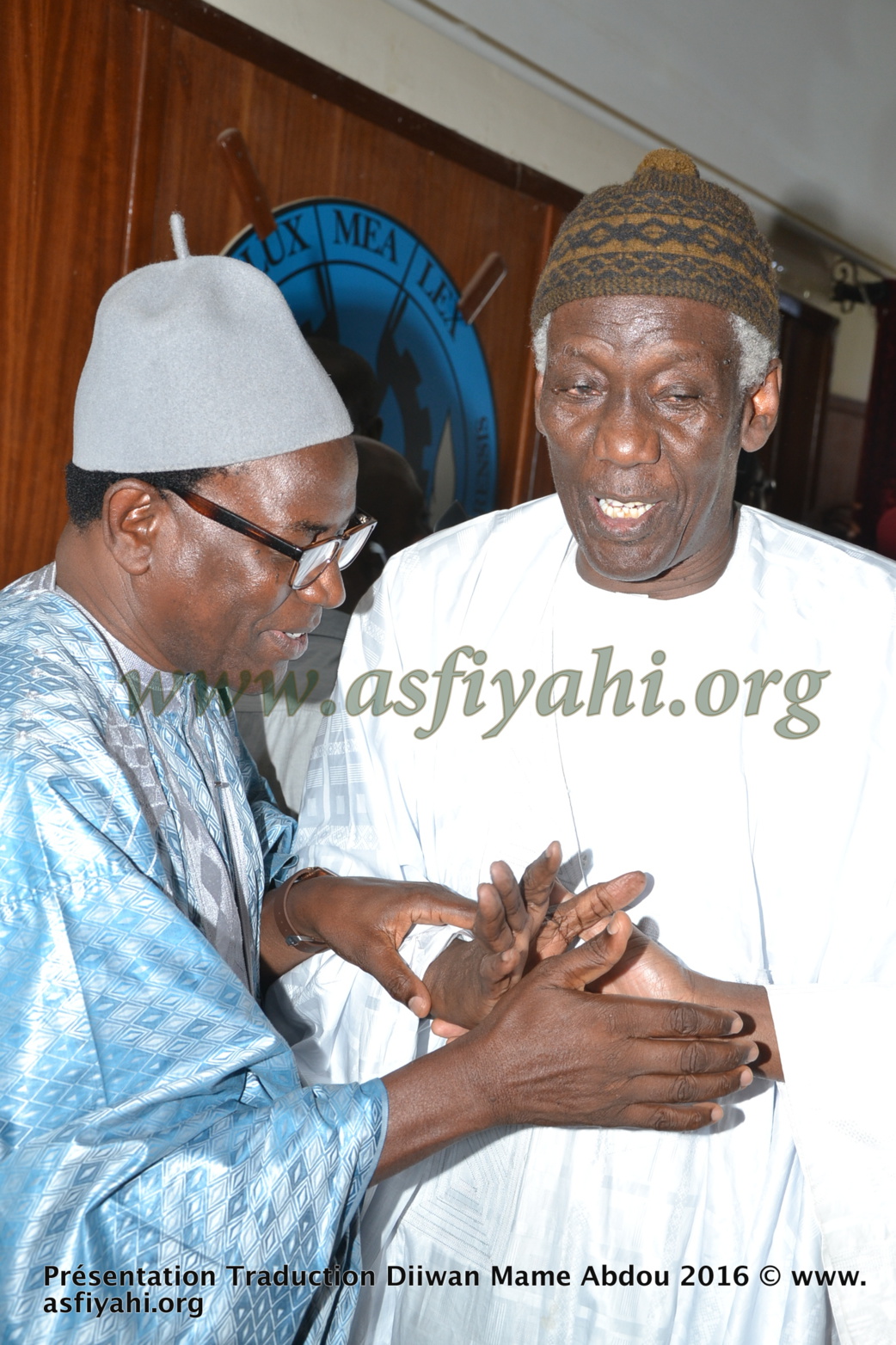 PHOTOS - les Images de la Ceremonie de Presentation du Diiwaan d'El Hadj Abdoul Aziz SY Dabakh (rta), traduit en français par le Pr Rawane Mbaye