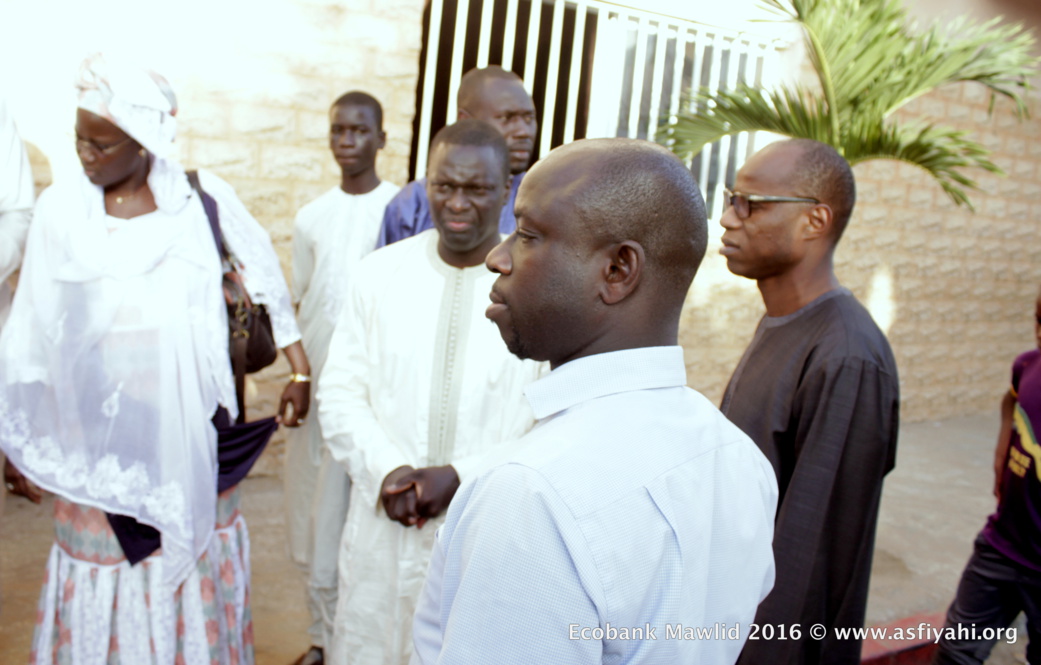 PHOTOS - Gamou Tivaouane 2016 - Le groupe ECOBANK offre 5000 packs d'eau 