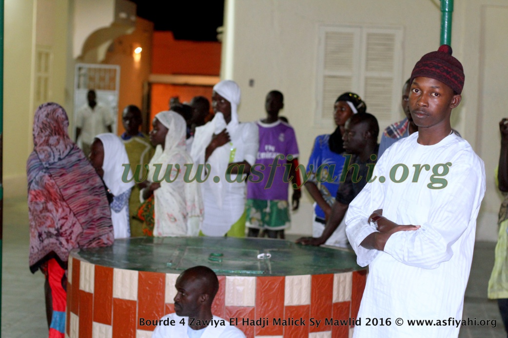 PHOTOS - BURD GAMOU TIVAOUANE 2016 - Les Images de la Nuit du Samedi 3 Decembre 2016 à la Zawiya El hadj Malick Sy