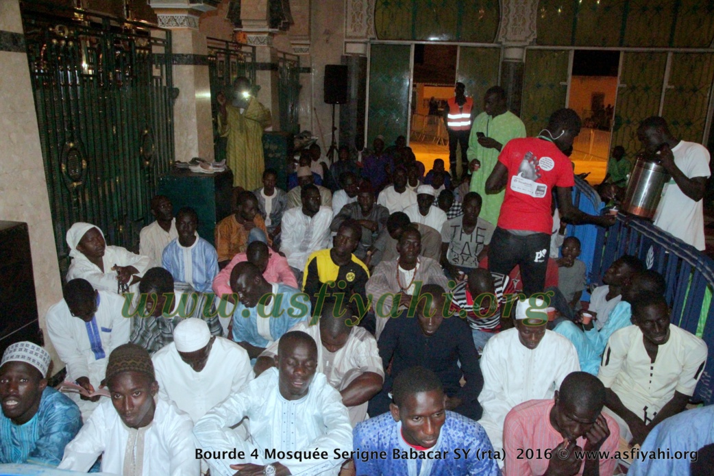 PHOTOS - BURD GAMOU TIVAOUANE 2016 - Les Images de la Nuit du Samedi 3 Decembre 2016 à la Mosquée Serigne Babacar SY (rta) de Tivaouane