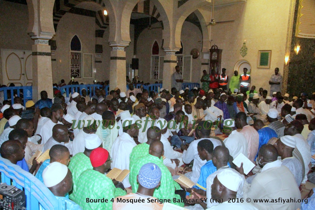 PHOTOS - BURD GAMOU TIVAOUANE 2016 - Les Images de la Nuit du Samedi 3 Decembre 2016 à la Mosquée Serigne Babacar SY (rta) de Tivaouane