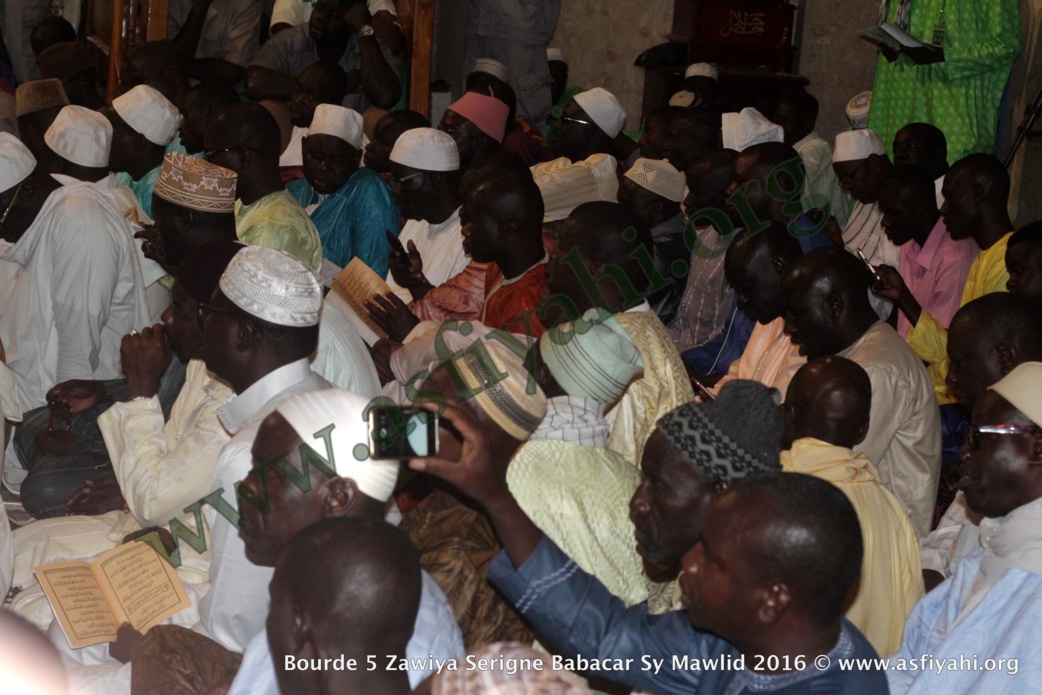 PHOTOS - BURD GAMOU TIVAOUANE 2016 - Les Images de la Nuit du DImanche 4 Decembre 2016 à la Mosquée Serigne Babacar SY (rta) de Tivaouane