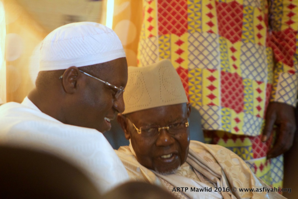 Gamou Tivaouane 2016 - L'ARTP renforce son dispositif et appuie les autorités religieuses : Le Directeur Abdou Karim Sall reçu par Serigne Abdoul Aziz Sy Al Amine Gamou Tivaouane 2016 - L'ARTP renforce son dispositif et appuie les autorités religieuses : Le Directeur Abdou Karim Sall reçu par Serigne Abdoul Aziz Sy Al Amine