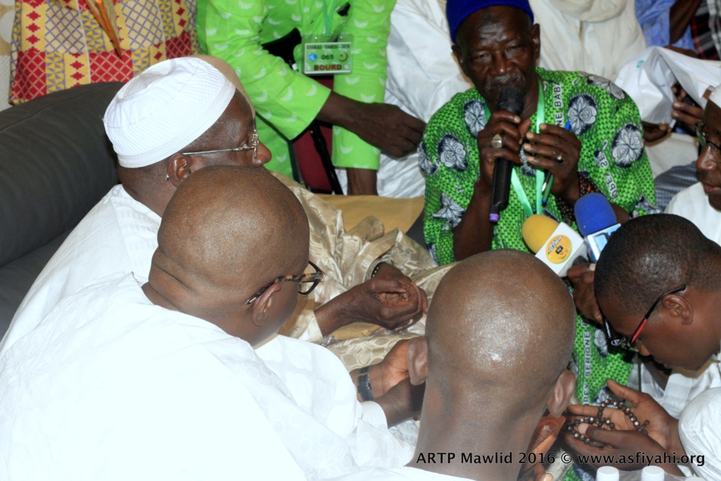 Gamou Tivaouane 2016 - L'ARTP renforce son dispositif et appuie les autorités religieuses : Le Directeur Abdou Karim Sall reçu par Serigne Abdoul Aziz Sy Al Amine Gamou Tivaouane 2016 - L'ARTP renforce son dispositif et appuie les autorités religieuses : Le Directeur Abdou Karim Sall reçu par Serigne Abdoul Aziz Sy Al Amine