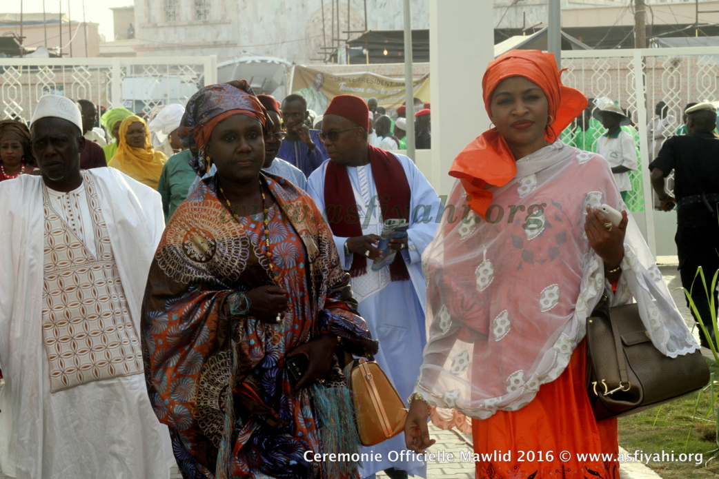 PHOTOS - Les Images de la Cérémonie Officielle du Gamou de Tivaouane 2016