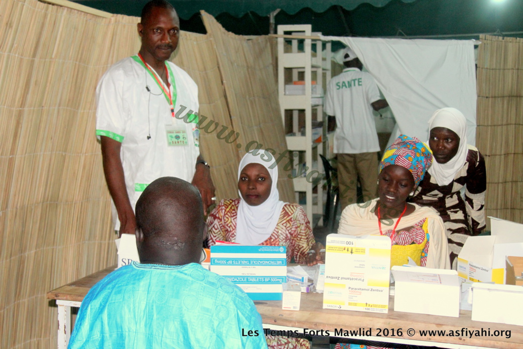PHOTOS - Dispositif Sécuritaire et Médical, la Cuisine , les Ziarras , les Médias le commerce: Découvrez quelques  temps-forts du Gamou de Tivaouane 2016