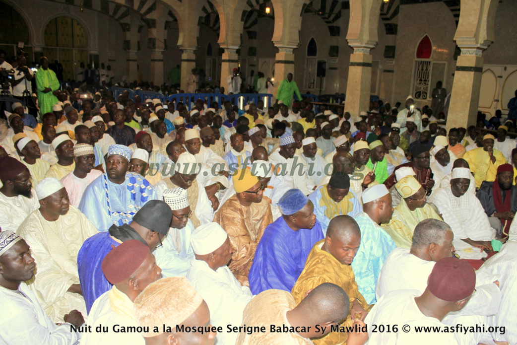 PHOTOS - GAMOU TIVAOUANE 2016 - Nuit du Gamou à la Mosquée Serigne Babacar Sy (rta)