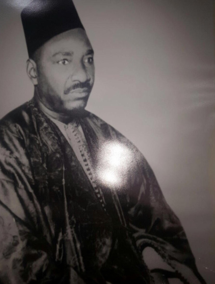 MÉDINA - Journée de Prières dédiée à Feu El Hadji Isseu Samb, Vendredi 6 Janvier 2017 MÉDINA - Journée de Prières dédiée à Feu El Hadji Isseu Samb, Vendredi 6 Janvier 2017