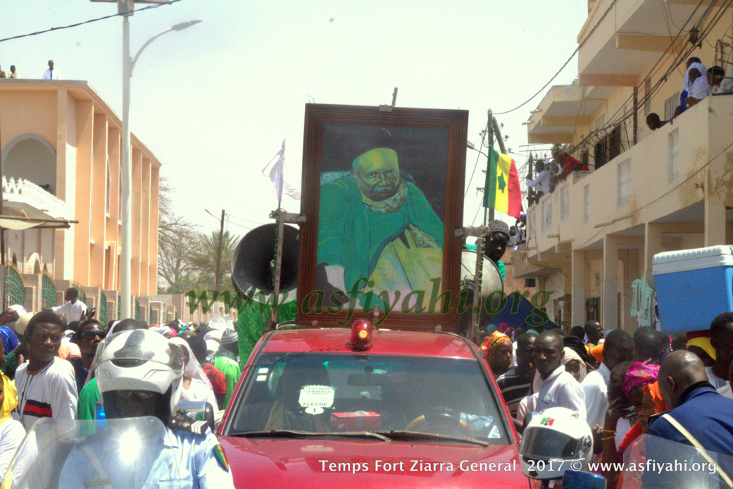 PHOTOS - ALBUM 3 - ZIARRE GENERALE 2017 - Les fidèles s’abreuvent aux sources d'El Hadji Malick Sy (rta)
