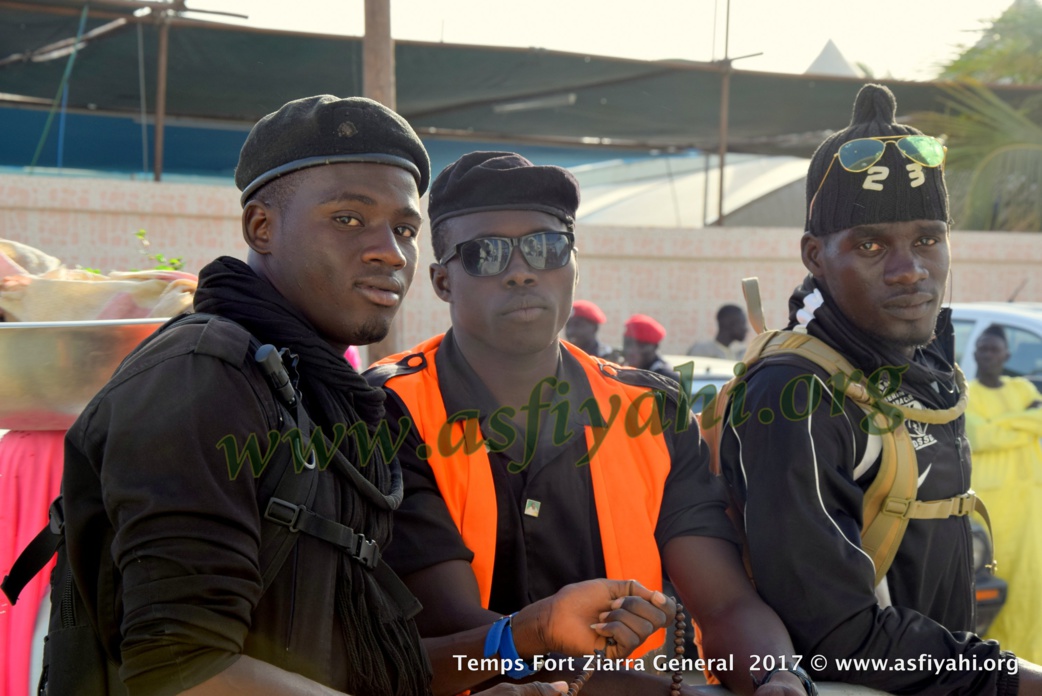 PHOTOS - ALBUM 3 - ZIARRE GENERALE 2017 - Les fidèles s’abreuvent aux sources d'El Hadji Malick Sy (rta)