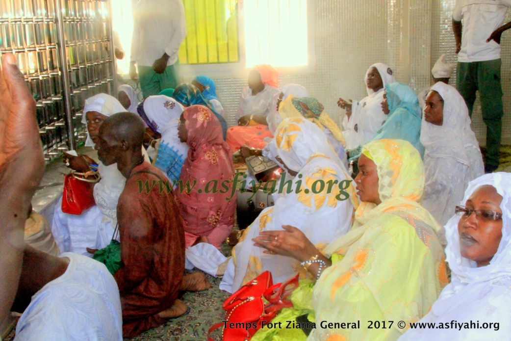 PHOTOS - ALBUM 3 - ZIARRE GENERALE 2017 - Les fidèles s’abreuvent aux sources d'El Hadji Malick Sy (rta)