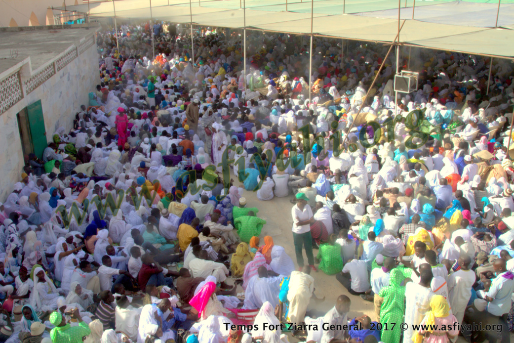 PHOTOS - ALBUM 3 - ZIARRE GENERALE 2017 - Les fidèles s’abreuvent aux sources d'El Hadji Malick Sy (rta)