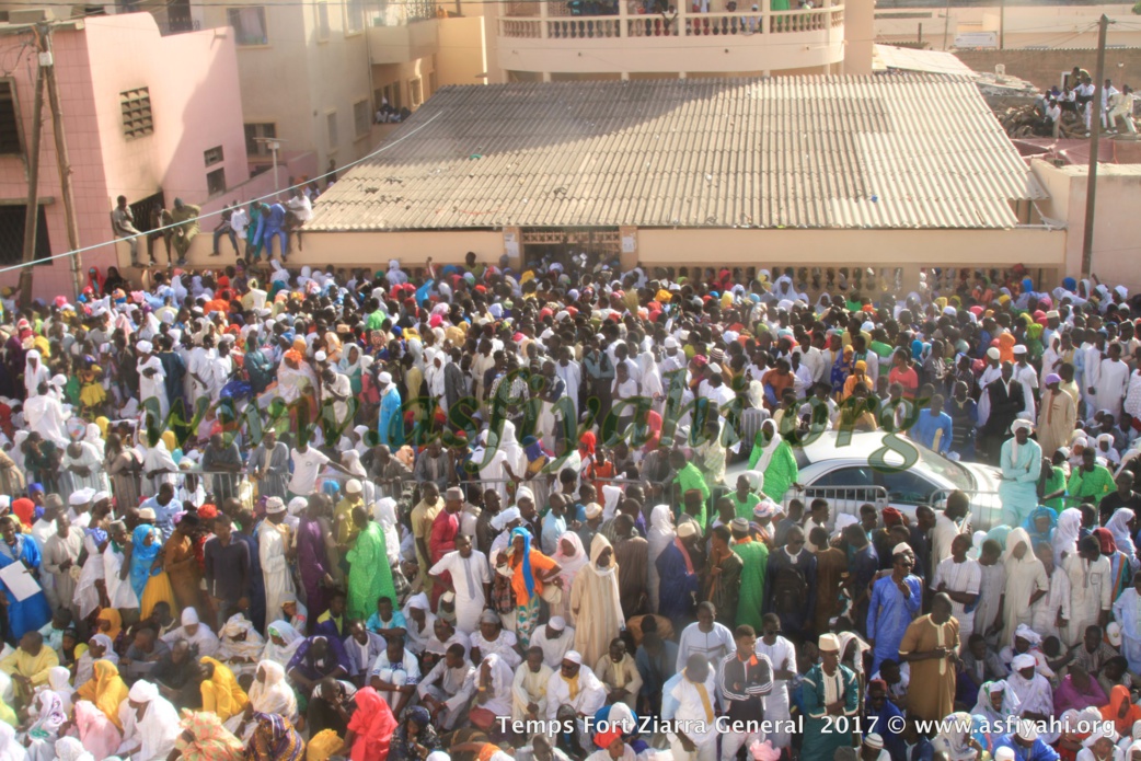 PHOTOS - ALBUM 3 - ZIARRE GENERALE 2017 - Les fidèles s’abreuvent aux sources d'El Hadji Malick Sy (rta)