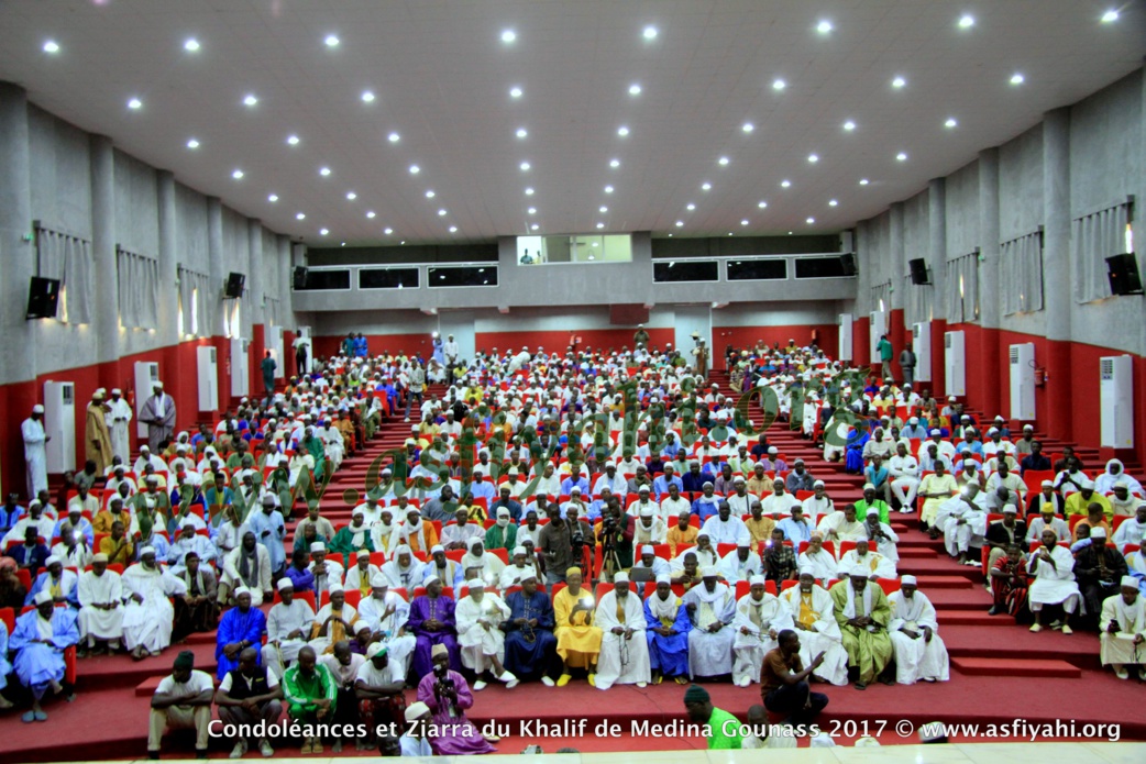 PHOTOS - RAPPEL À DIEU D'AL MAKTOUM - Les images de la Présentation de Condoléances du Khalif de Médina Gounass en compagnie du Cherif Sidi Birahim TIjani PHOTOS - RAPPEL À DIEU D'AL MAKTOUM - Les images de la Présentation de Condoléances du Khalif de Médina Gounass en compagnie du Cherif Sidi Birahim TIjani