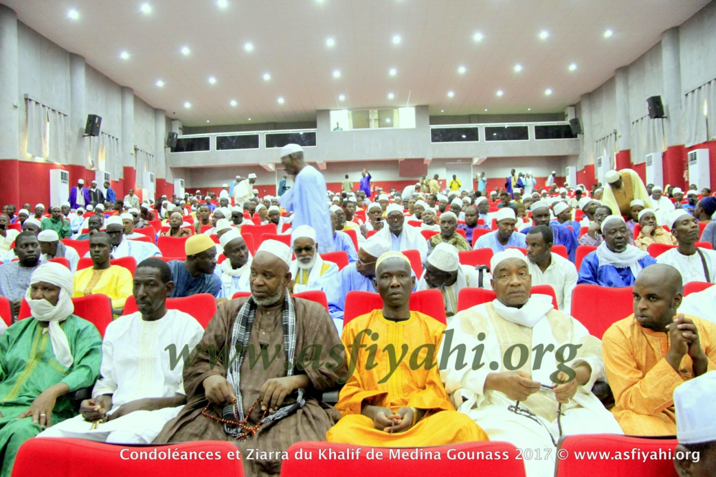 PHOTOS - RAPPEL À DIEU D'AL MAKTOUM - Les images de la Présentation de Condoléances du Khalif de Médina Gounass en compagnie du Cherif Sidi Birahim TIjani PHOTOS - RAPPEL À DIEU D'AL MAKTOUM - Les images de la Présentation de Condoléances du Khalif de Médina Gounass en compagnie du Cherif Sidi Birahim TIjani