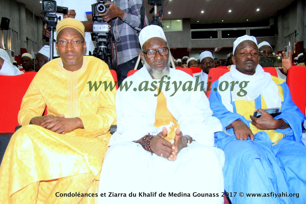 PHOTOS - RAPPEL À DIEU D'AL MAKTOUM - Les images de la Présentation de Condoléances du Khalif de Médina Gounass en compagnie du Cherif Sidi Birahim TIjani PHOTOS - RAPPEL À DIEU D'AL MAKTOUM - Les images de la Présentation de Condoléances du Khalif de Médina Gounass en compagnie du Cherif Sidi Birahim TIjani