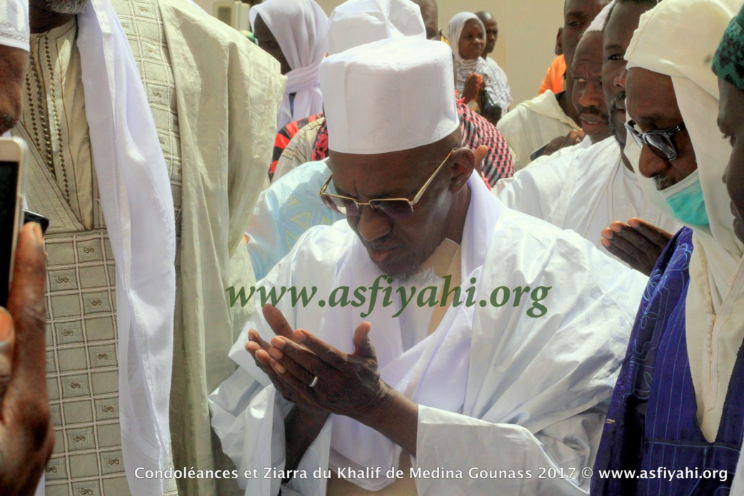 PHOTOS - RAPPEL À DIEU D'AL MAKTOUM - Les images de la Présentation de Condoléances du Khalif de Médina Gounass en compagnie du Cherif Sidi Birahim TIjani PHOTOS - RAPPEL À DIEU D'AL MAKTOUM - Les images de la Présentation de Condoléances du Khalif de Médina Gounass en compagnie du Cherif Sidi Birahim TIjani