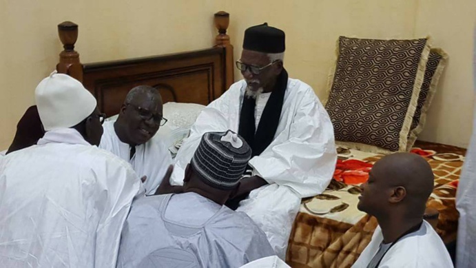 CONDOLÉANCES AU KHALIF DES MOURIDES - Une délégation de Serigne Abdoul Aziz Sy Al Amine reçue par Serigne Cheikh Sidy Mokhtar Mbacké