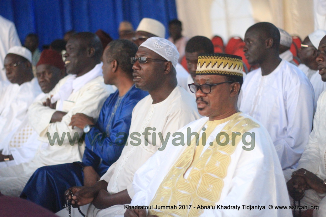 PHOTOS - Retour en Images sur la 5éme édition de la Hadratoul Djumah 2017, organisée au Stade Amadou Barry sous la direction de Serigne Abdoul Aziz Sy AL Amine PHOTOS - Retour en Images sur la 5éme édition de la Hadratoul Djumah 2017, organisée au Stade Amadou Barry sous la direction de Serigne Abdoul Aziz Sy AL Amine