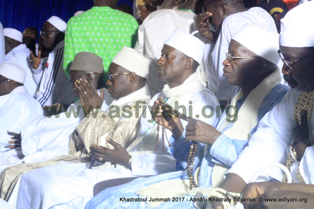 PHOTOS - Retour en Images sur la 5éme édition de la Hadratoul Djumah 2017, organisée au Stade Amadou Barry sous la direction de Serigne Abdoul Aziz Sy AL Amine  