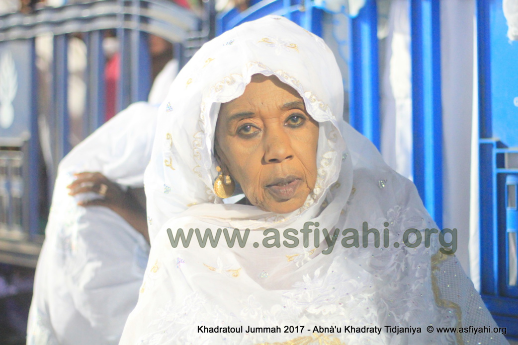 PHOTOS - Retour en Images sur la 5éme édition de la Hadratoul Djumah 2017, organisée au Stade Amadou Barry sous la direction de Serigne Abdoul Aziz Sy AL Amine  