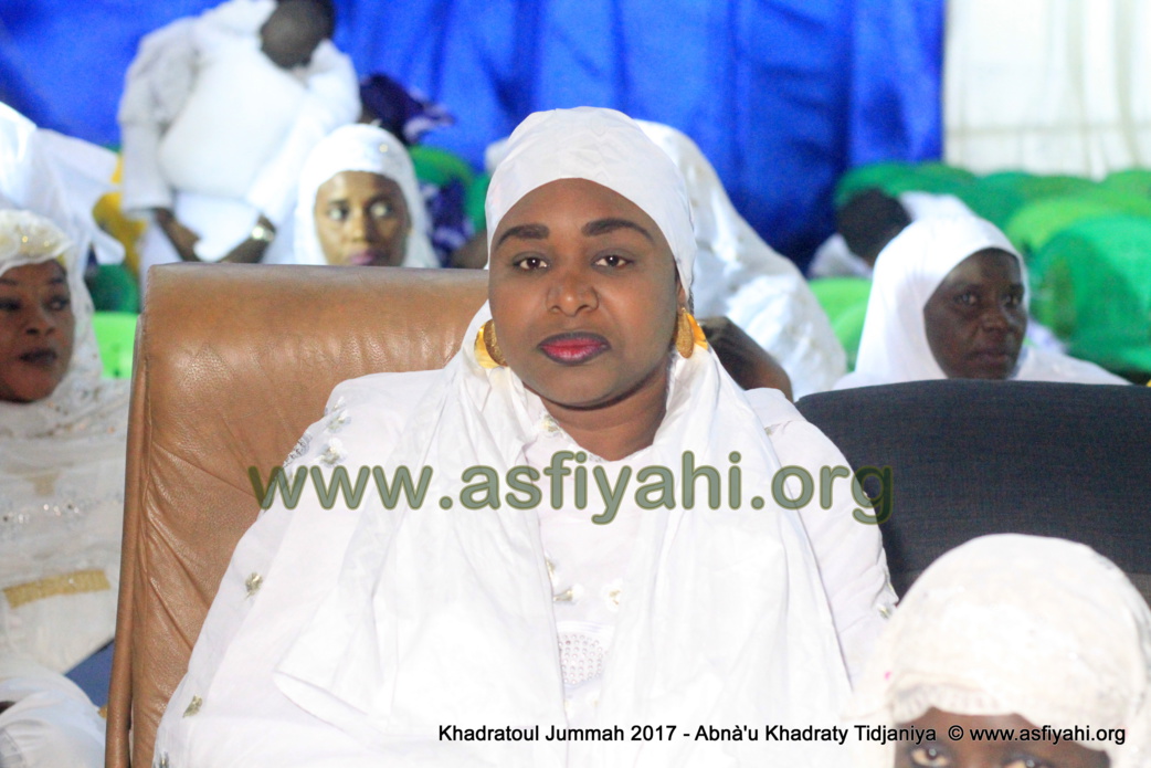 PHOTOS - Retour en Images sur la 5éme édition de la Hadratoul Djumah 2017, organisée au Stade Amadou Barry sous la direction de Serigne Abdoul Aziz Sy AL Amine PHOTOS - Retour en Images sur la 5éme édition de la Hadratoul Djumah 2017, organisée au Stade Amadou Barry sous la direction de Serigne Abdoul Aziz Sy AL Amine