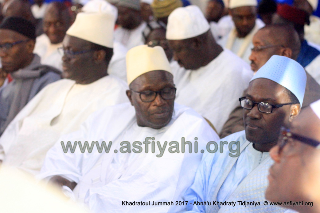 PHOTOS - Retour en Images sur la 5éme édition de la Hadratoul Djumah 2017, organisée au Stade Amadou Barry sous la direction de Serigne Abdoul Aziz Sy AL Amine PHOTOS - Retour en Images sur la 5éme édition de la Hadratoul Djumah 2017, organisée au Stade Amadou Barry sous la direction de Serigne Abdoul Aziz Sy AL Amine