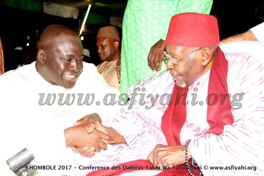 PHOTOS - KHOMBOLE 2017 - Les Images de la Conférence des Dahiras Takhi Wa Tahawouni présidée par le Khalif Général des Tidianes, Serigne Abdoul Aziz SY AL Amine 