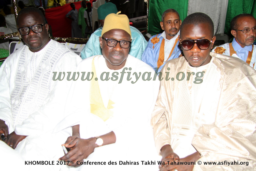 PHOTOS - KHOMBOLE 2017 - Les Images de la Conférence des Dahiras Takhi Wa Tahawouni présidée par le Khalif Général des Tidianes, Serigne Abdoul Aziz SY AL Amine 