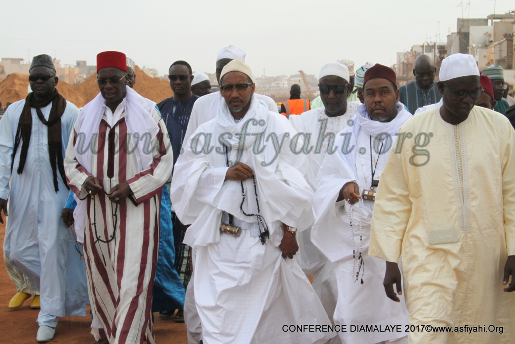 PHOTOS - Journées de prières du DAHIRA MOUTAHABINA FILAHI : Diamalaye dans la ferveur religieuse. Retour en Images PHOTOS - Journées de prières du DAHIRA MOUTAHABINA FILAHI : Diamalaye dans la ferveur religieuse. Retour en Images