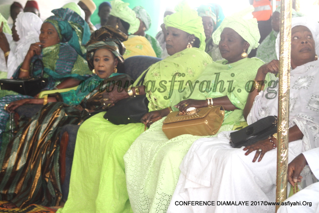 PHOTOS - Journées de prières du DAHIRA MOUTAHABINA FILAHI : Diamalaye dans la ferveur religieuse. Retour en Images PHOTOS - Journées de prières du DAHIRA MOUTAHABINA FILAHI : Diamalaye dans la ferveur religieuse. Retour en Images