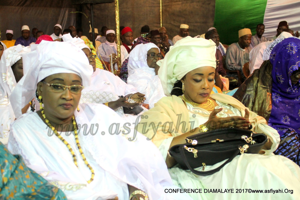 PHOTOS - Journées de prières du DAHIRA MOUTAHABINA FILAHI : Diamalaye dans la ferveur religieuse. Retour en Images PHOTOS - Journées de prières du DAHIRA MOUTAHABINA FILAHI : Diamalaye dans la ferveur religieuse. Retour en Images
