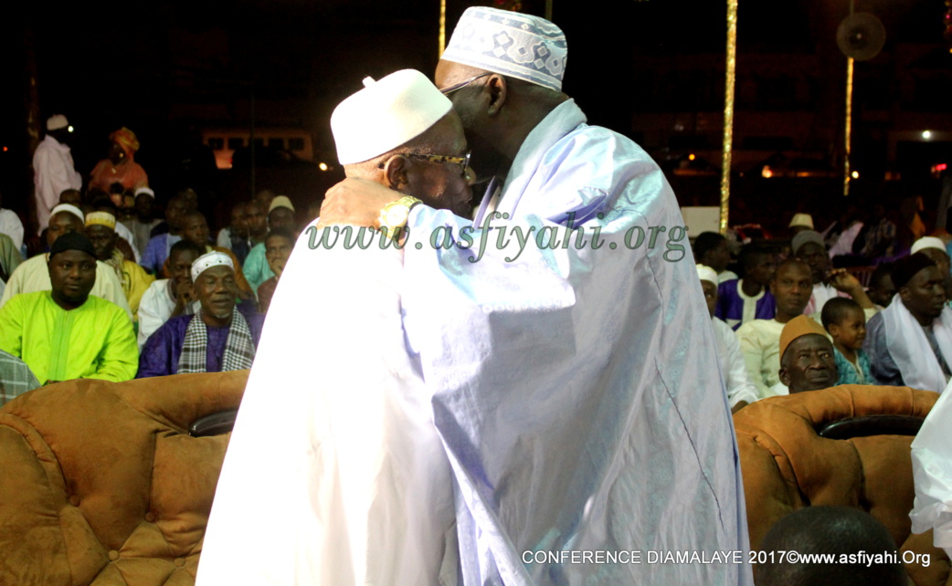 PHOTOS - Journées de prières du DAHIRA MOUTAHABINA FILAHI : Diamalaye dans la ferveur religieuse. Retour en Images PHOTOS - Journées de prières du DAHIRA MOUTAHABINA FILAHI : Diamalaye dans la ferveur religieuse. Retour en Images