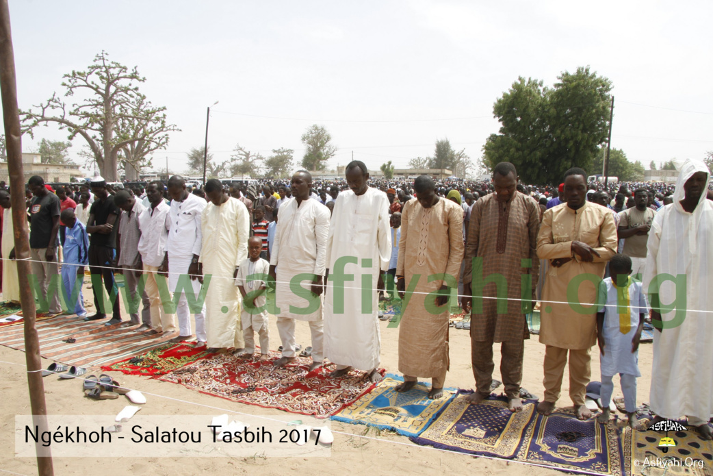 PHOTOS - NGÉKHOKH - Les Images de la Salatou Tasbih 2017 organisée par la famille d'El Hadj Elimane Sakho (rta) PHOTOS - NGÉKHOKH - Les Images de la Salatou Tasbih 2017 organisée par la famille d'El Hadj Elimane Sakho (rta)