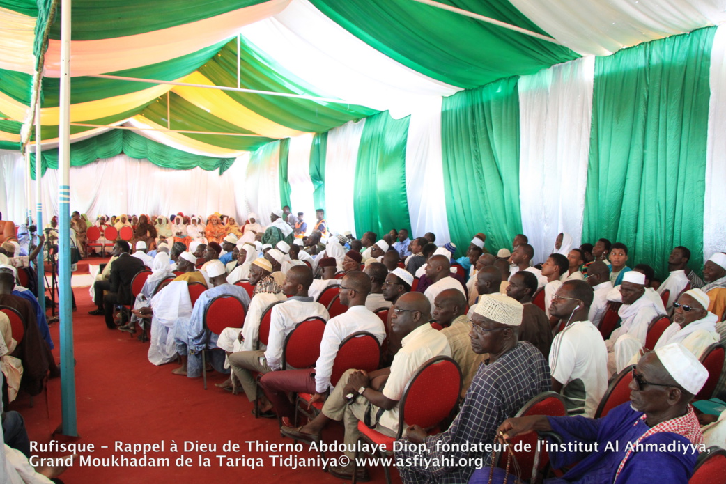 PHOTOS - Les images de la présentation de Condoléances du President Macky Sall chez Thierno Abdoulaye Diop, fondateur de l'institut Al Ahmadiyya