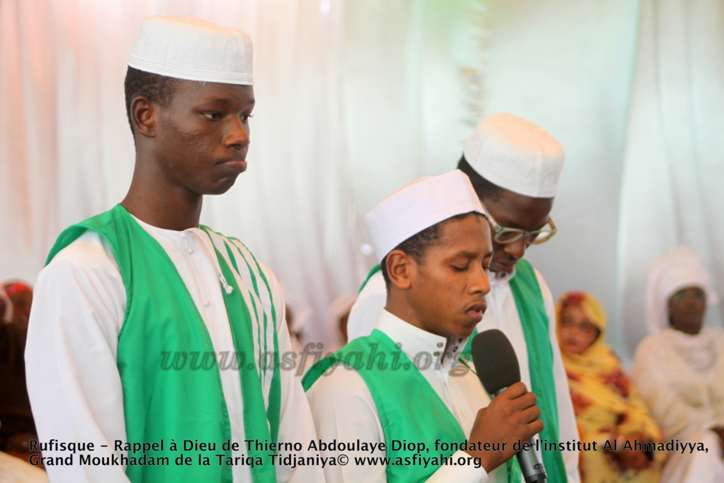PHOTOS - Les images de la présentation de Condoléances du President Macky Sall chez Thierno Abdoulaye Diop, fondateur de l'institut Al Ahmadiyya